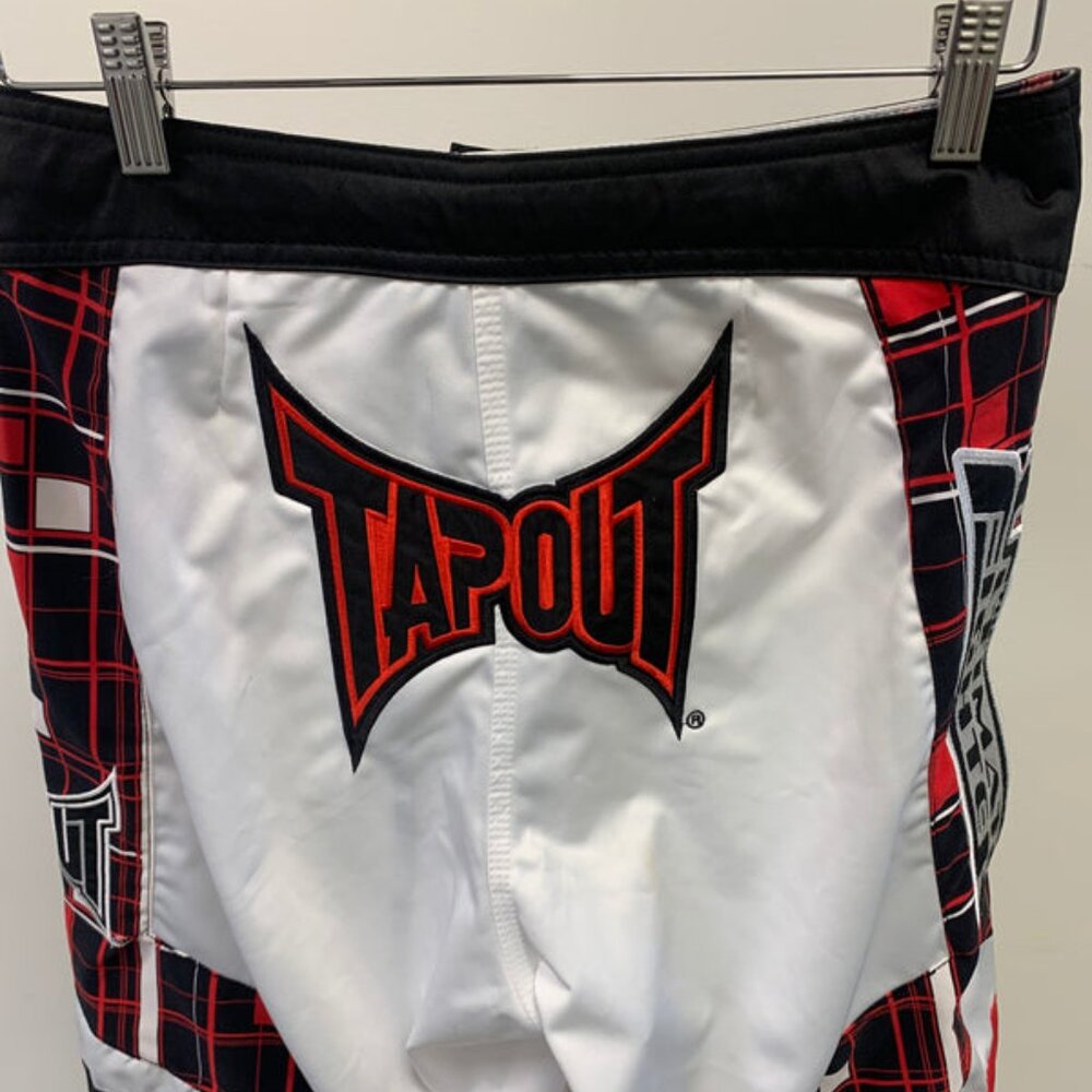 Tap Out MMA Ultimate Fighter Shorts White/Red - Men's Size Small